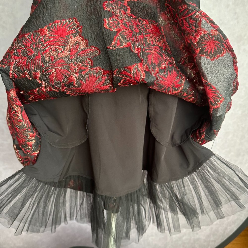 BCBG MaxAzria - Picture 3 of 4